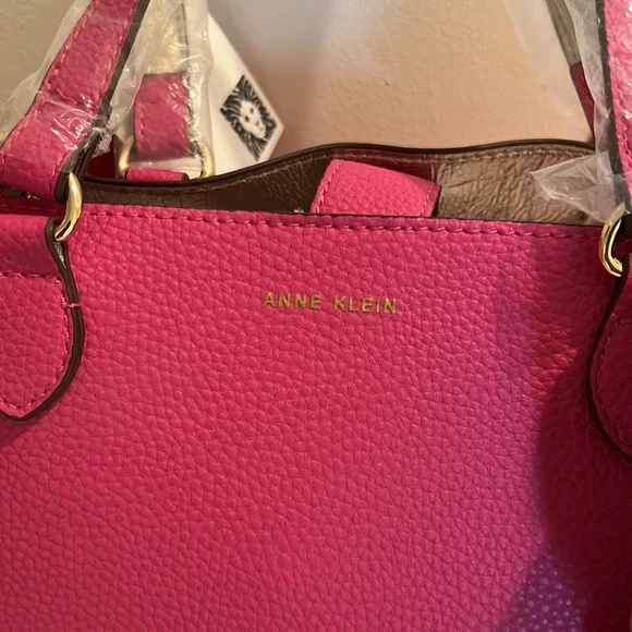 Anne Klein Purse - Picture 9 of 9